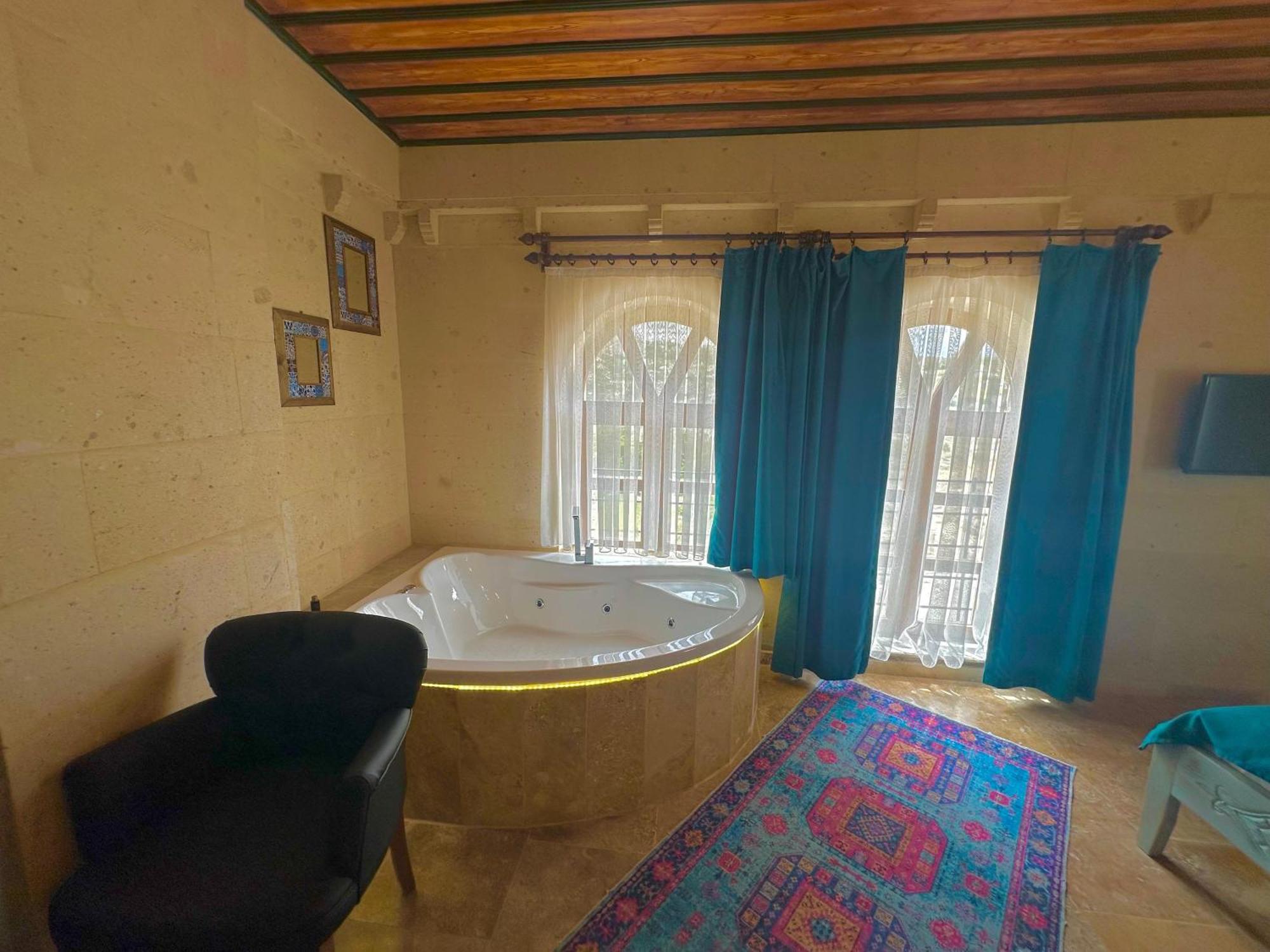 Gemosa Cappadocia Hotel Urgup Exterior photo